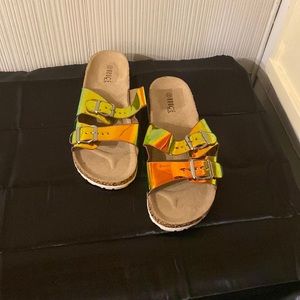 Womens sandals sized 12